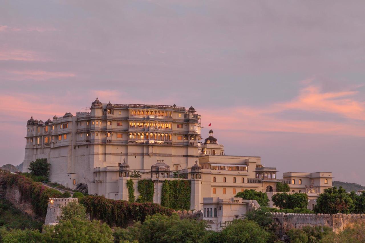 Raas Devigarh Hotel Delwara Bagian luar foto