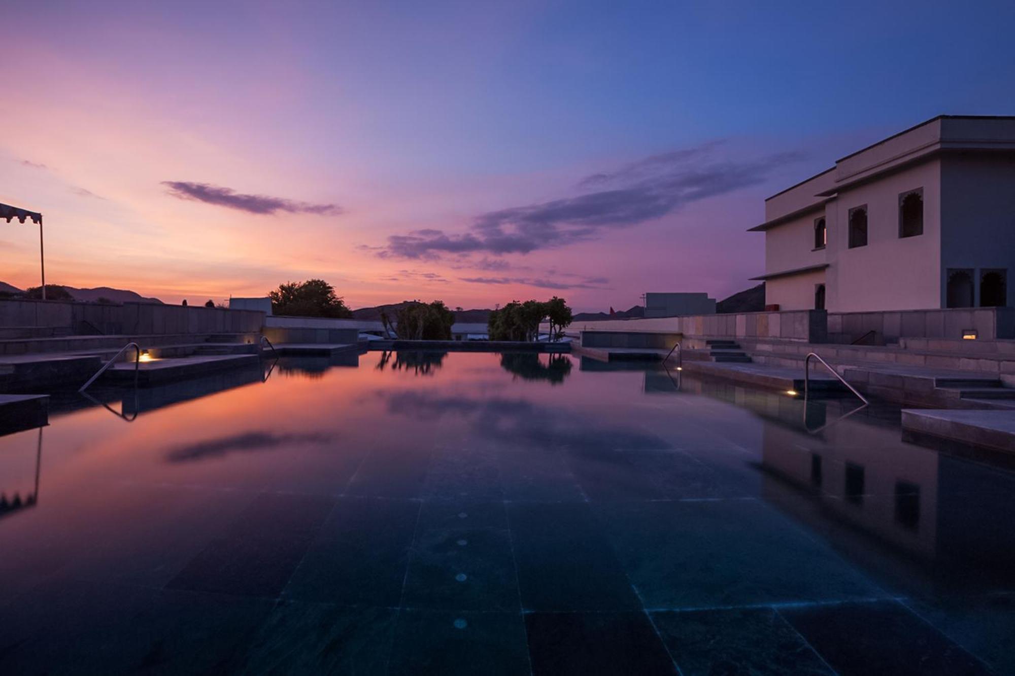 Raas Devigarh Hotel Delwara Bagian luar foto