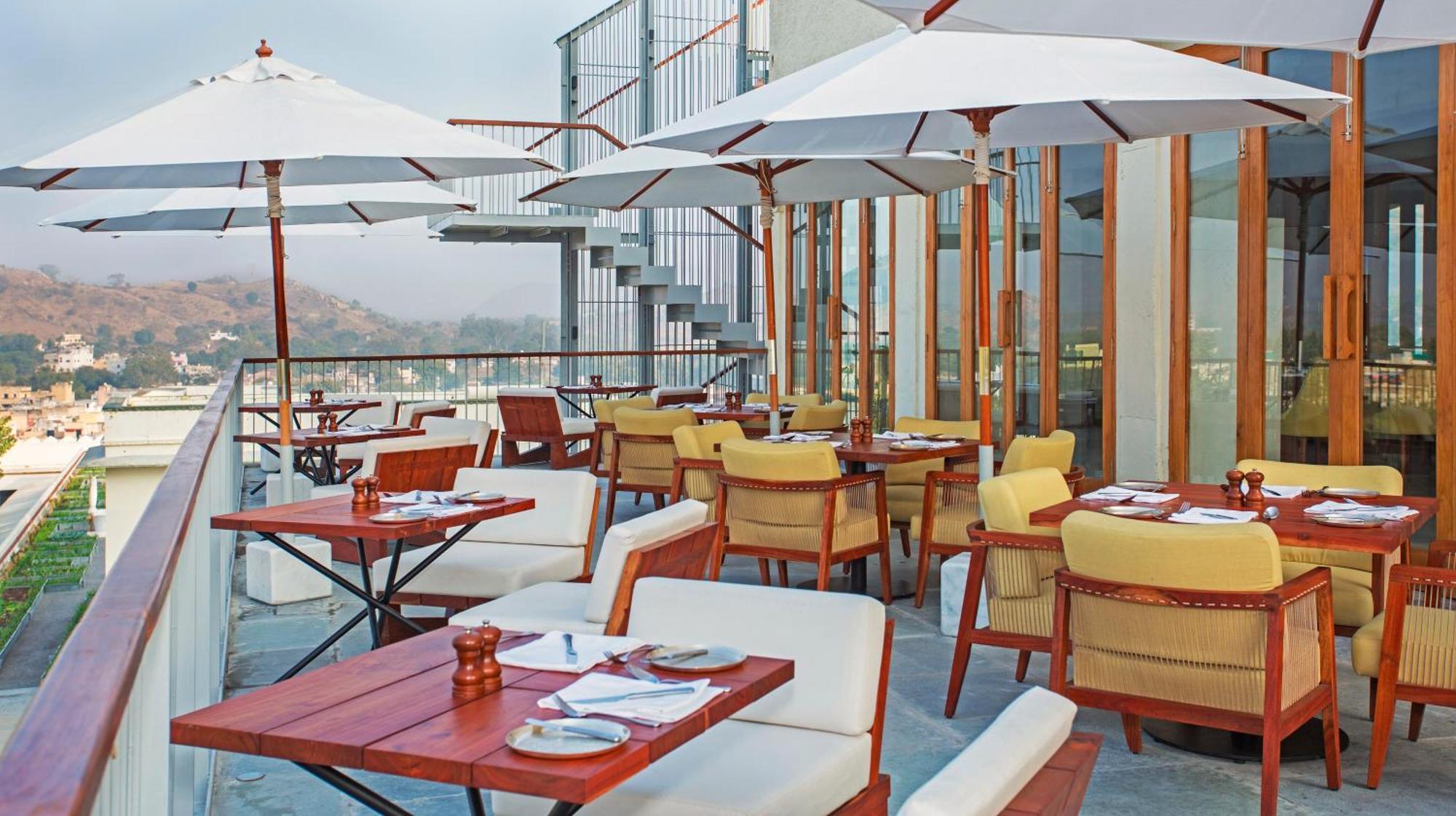 Raas Devigarh Hotel Delwara Bagian luar foto