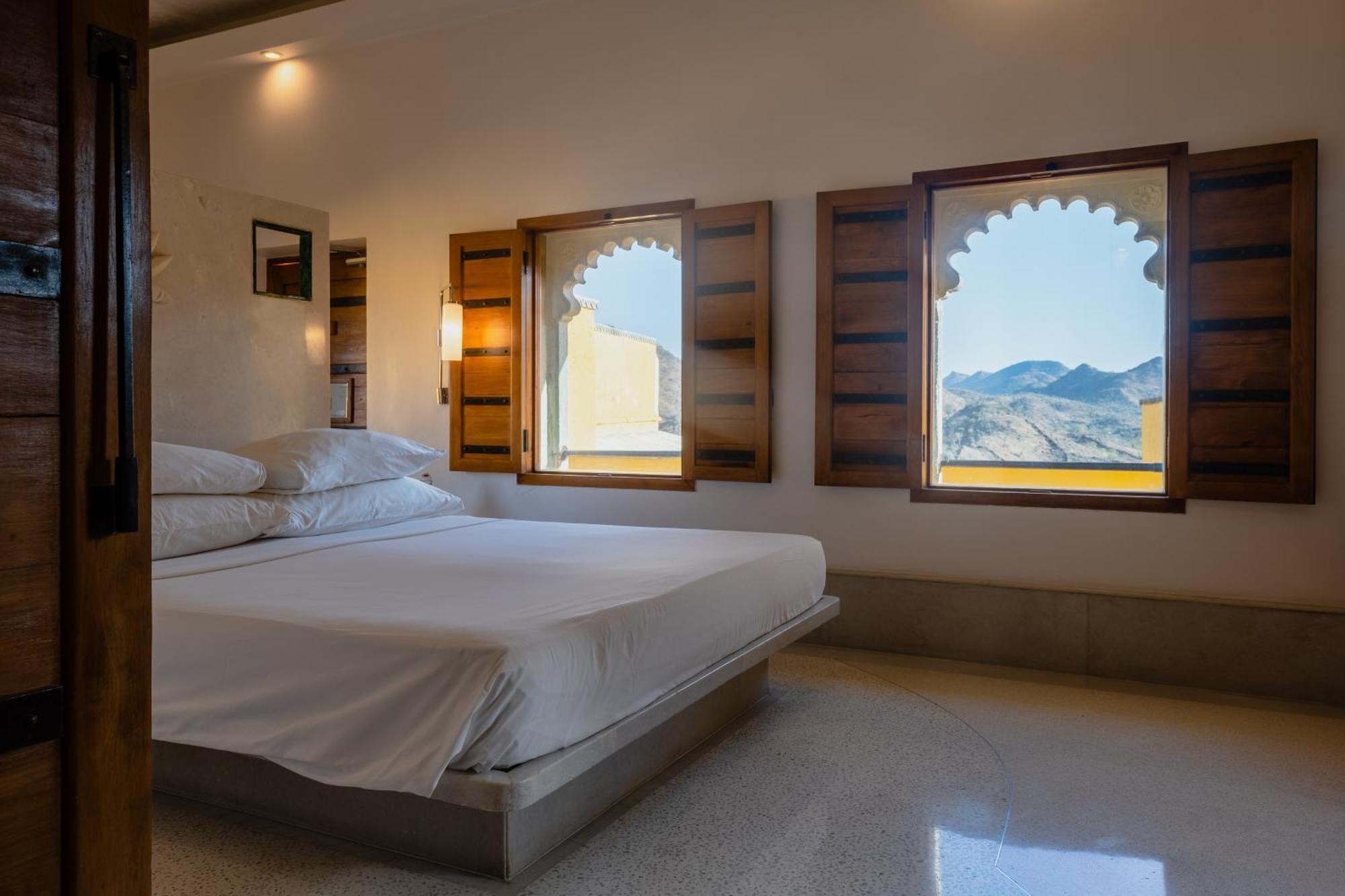 Raas Devigarh Hotel Delwara Bagian luar foto