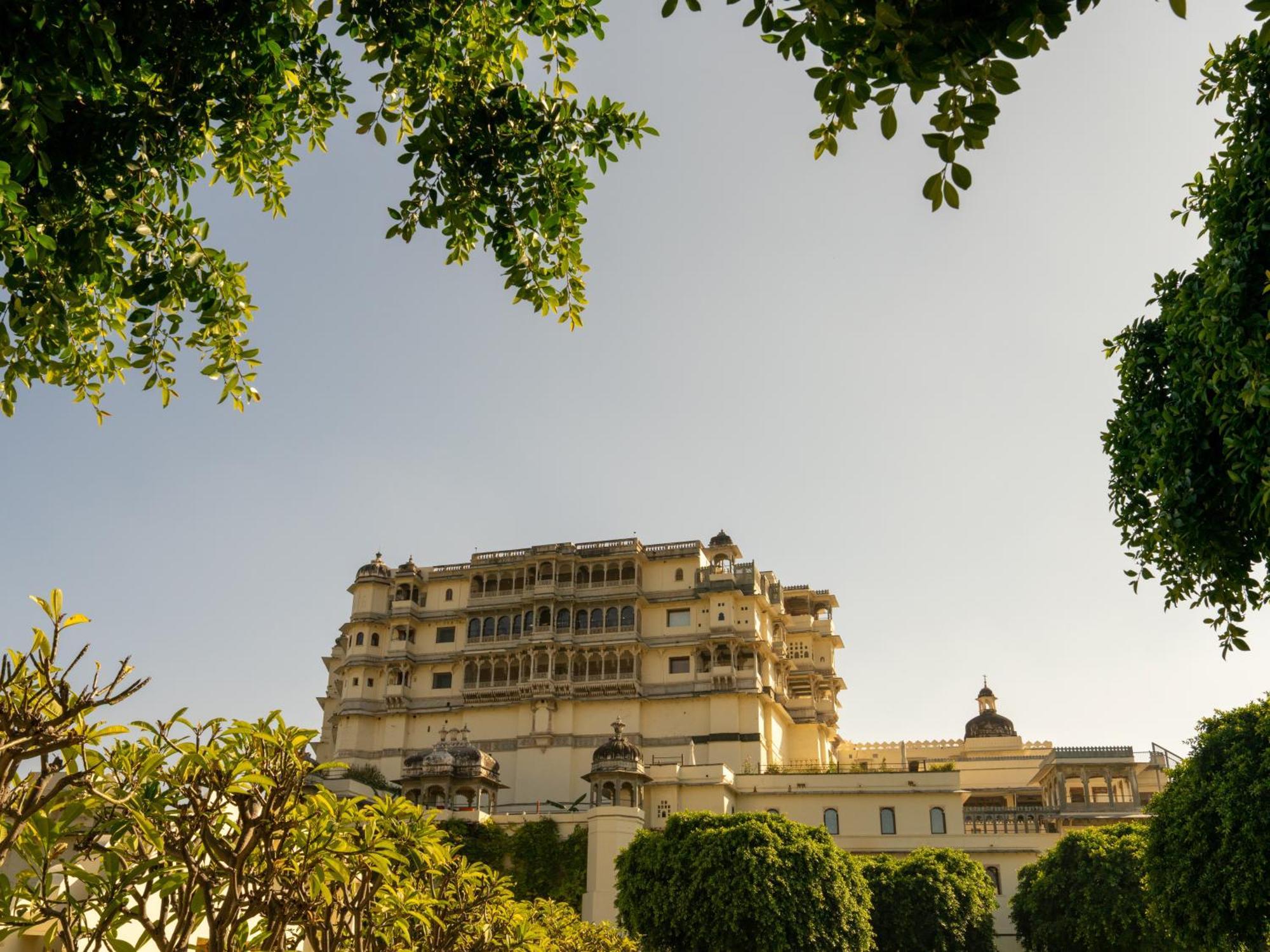 Raas Devigarh Hotel Delwara Bagian luar foto