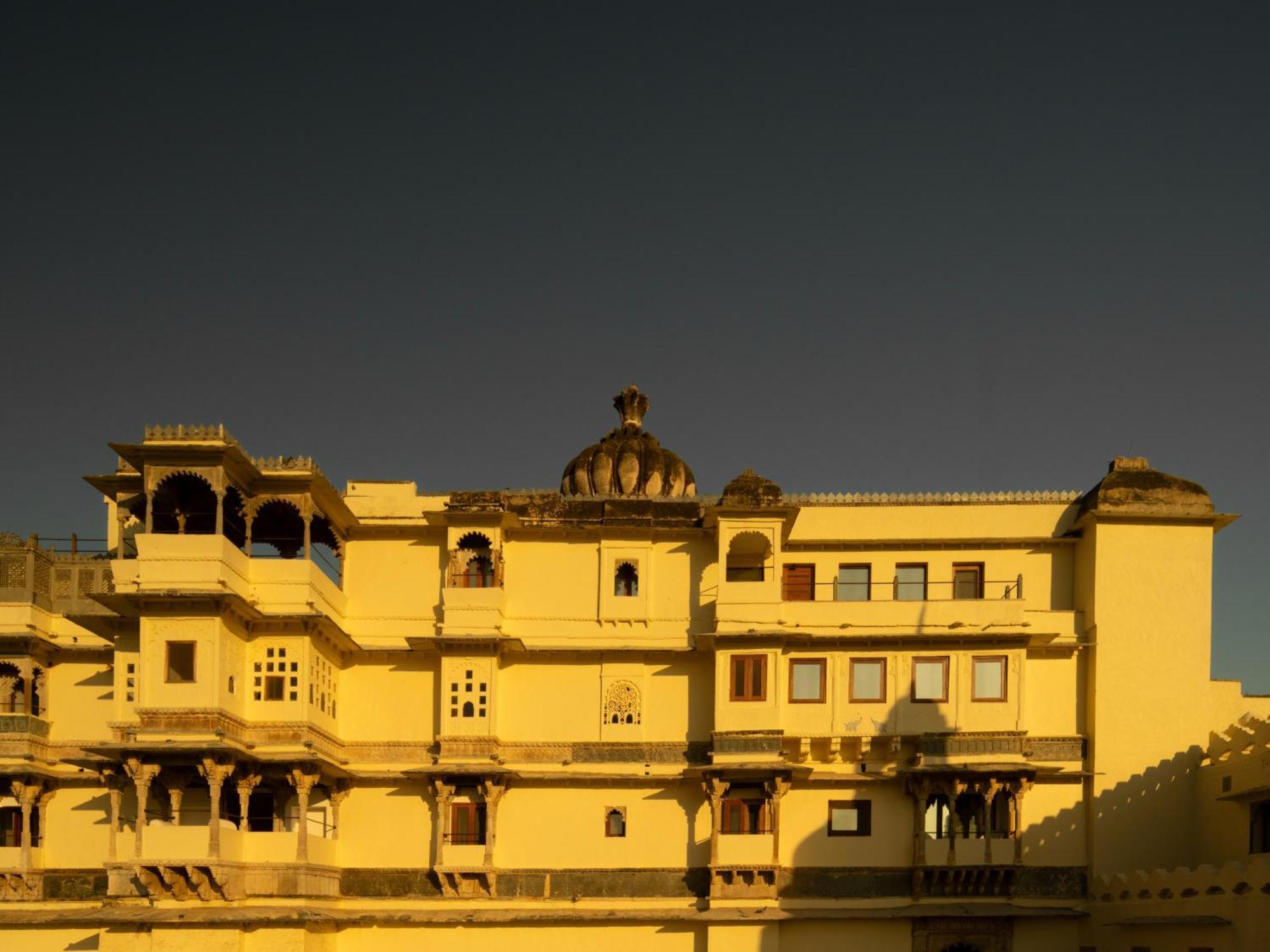 Raas Devigarh Hotel Delwara Bagian luar foto